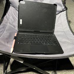 iPad 10th Gen Laptop