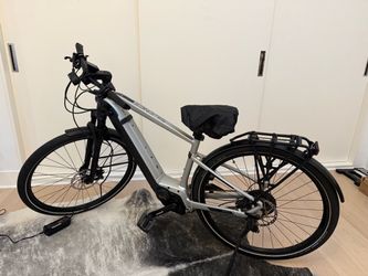 SCOTT E-Silence 10 E-Bike – Bosch Mid-Drive – 500Wh – $1,795 OBO