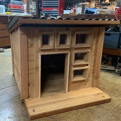 Dog House- Large Cedar 