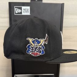 Los Angeles Dodgers New Era 2025 Japanese Dynasty Samurai Patch