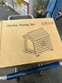 Nesting Boxes for Chickens - Waterproof Plastic Chicken Nesting Box for Laying Eggs with Washable Pads, Easy to Assemble for Wall or Ground Mount, Ind