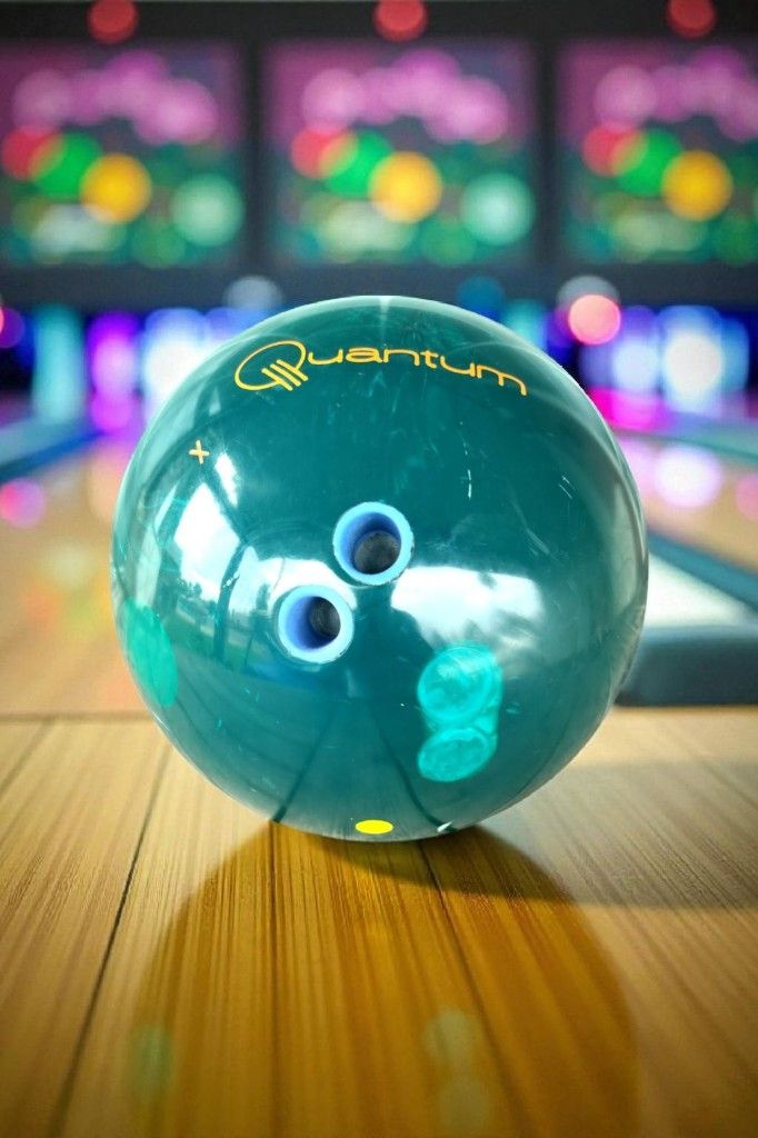 13.6 lb Green Quantum Bowling Ball