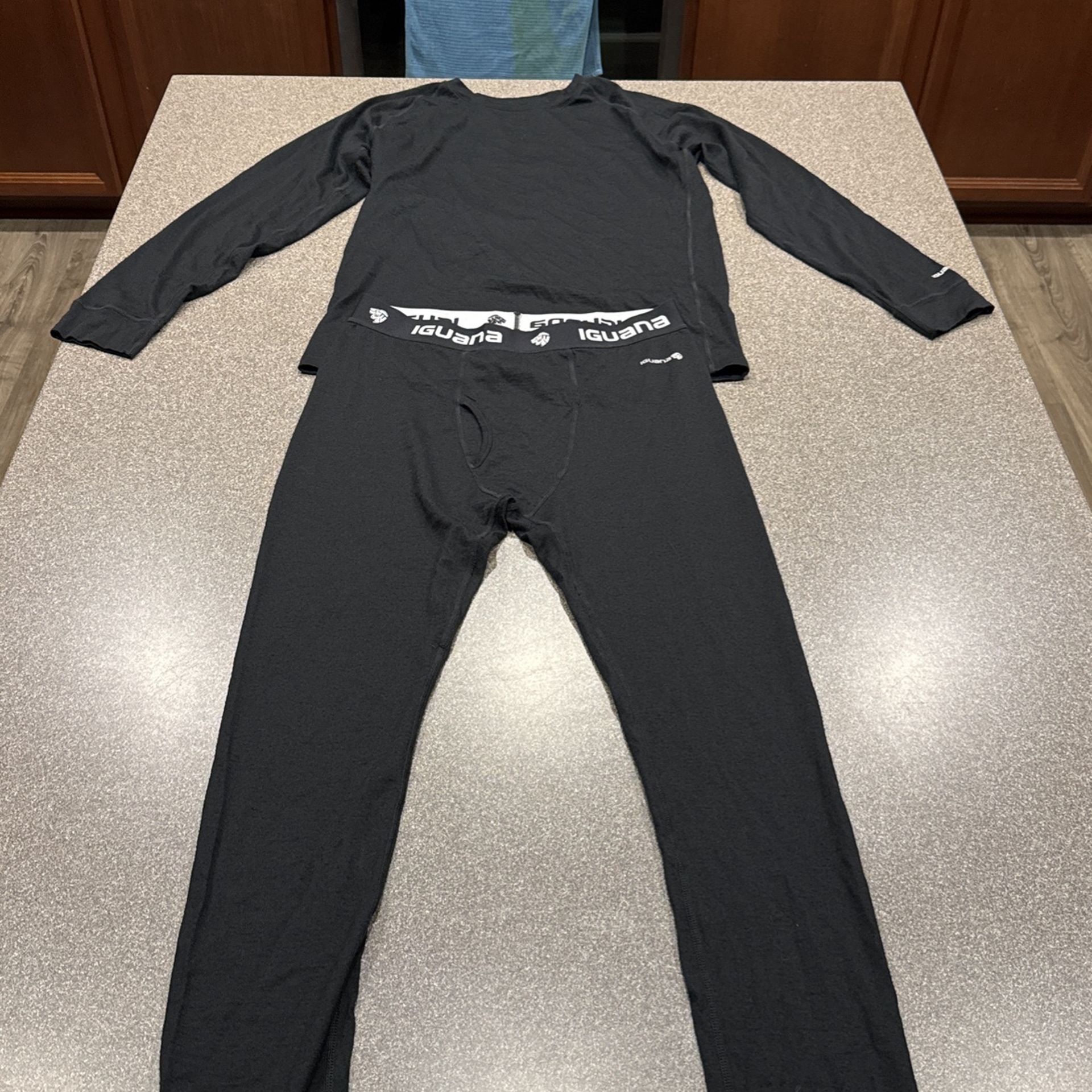 Base Layer Iguana Size Large