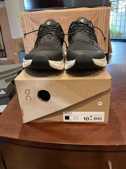 On Cloud 6 Sneakers Black/White Size 10