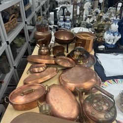 Collection  of vintage copper cookware