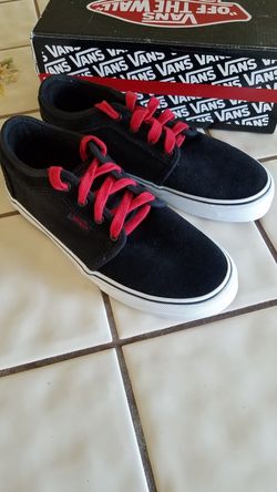 New New New -Vans (Chukka Low) size 2.5 Youth