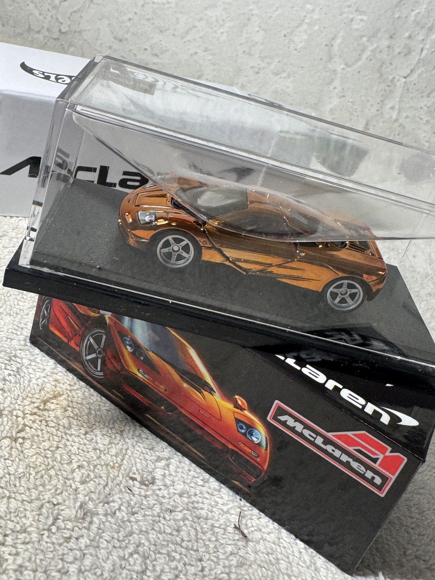Hot Wheels McLaren F1 Orange