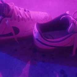 Nike Court Vision Size 8 