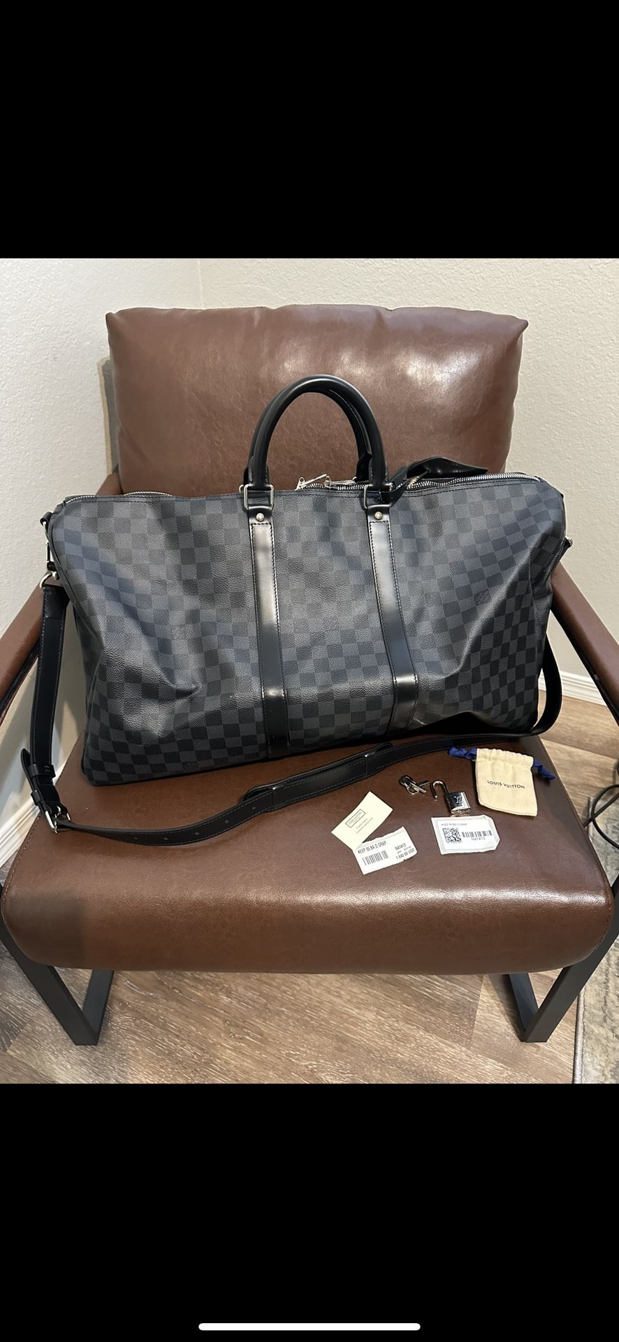 Louis Vuitton Keep all Dufflebag