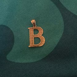 Gold Letter B Pendant 