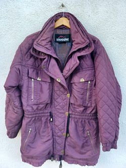 Beautiful Lady's Winter & Snow - Ski Jacket, sz 12