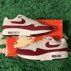 Nike Air Max 87 Stranger Things Steve Harrington