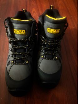 Dewalt steel toe work boots size 10 .5