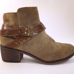 New Brown Block Heel Suede Ankle Boots WHITE MOUNTAIN Womens sz 9
