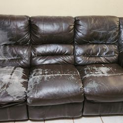 Sofa For Sale. 