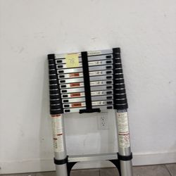 Soctone 12.5 Ft Telescopic Ladder New