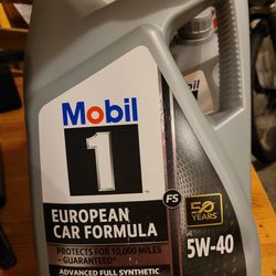 Mobil 1 Motor oil