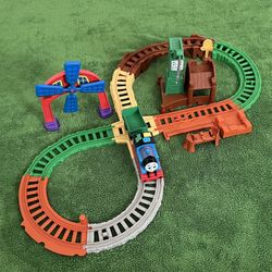 Fisher Price Thomas & Friends All Around Sodor Interactive Train Set 2013