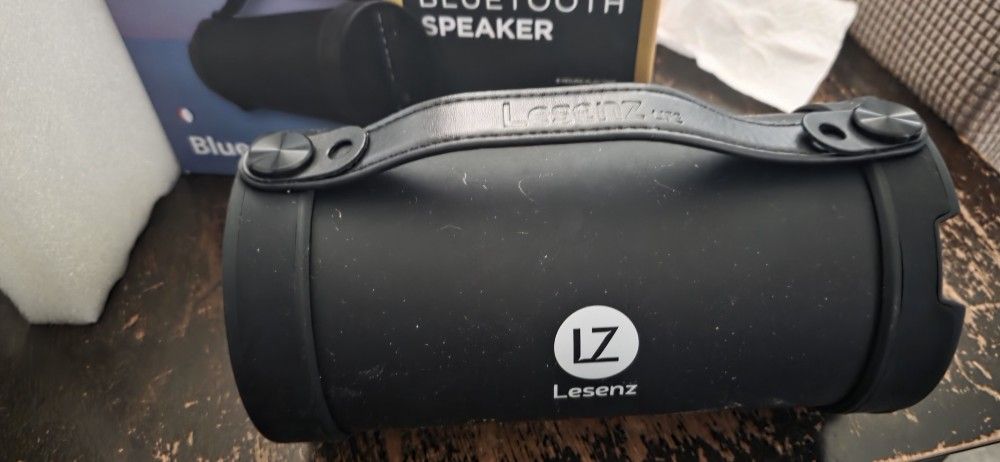 Bluetooth Speaker With Extras