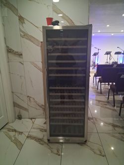 Refrigerator for wine botles,refrigerador para botellas de vino