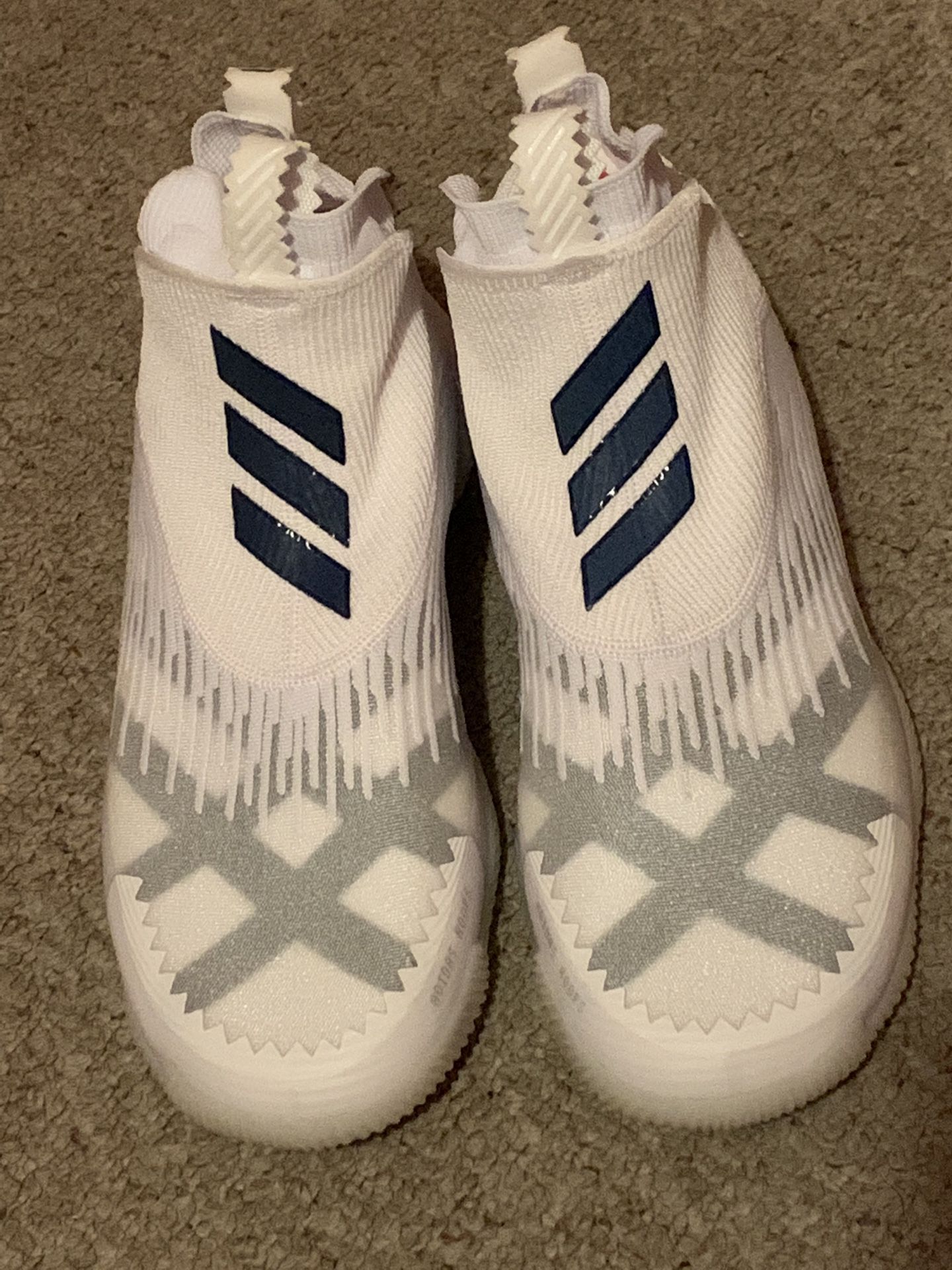 Adidas’ White Boosts (no box); Men’s 13