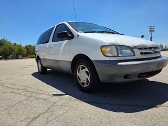 2002 toyota sienna