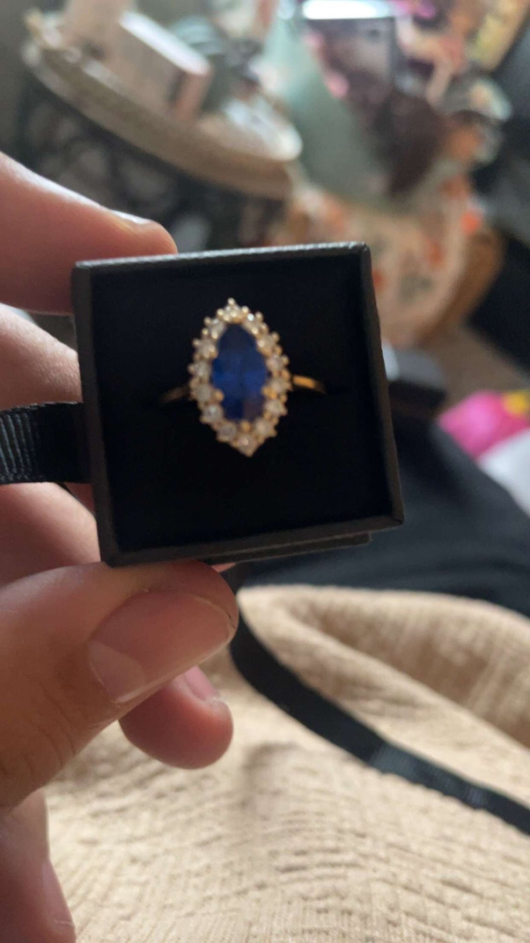 Women’s Engagement Or Wedding Ring 