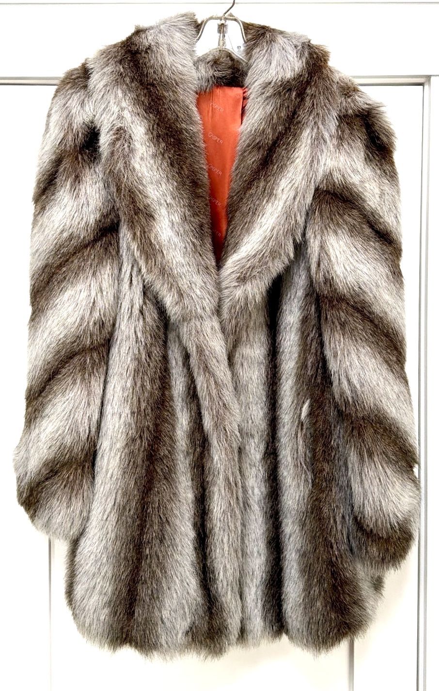 Ladies Faux Fur Coat by Casper-Silk fully lined-two side slitted pockets. Vintage-Great Condition!  