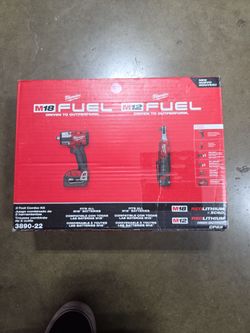 Milwaukee 2-Tool Combo Kit Impact/Ratchet