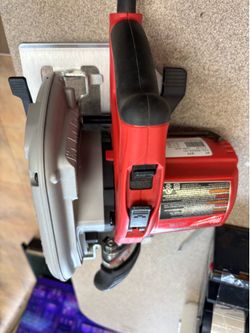Milwaukee circular saw