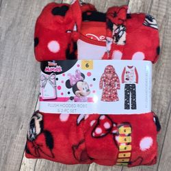 Disney Junior Girls Character Robe Plush Pajamas Minnie Set Shirt Pants Hooded Bathrobe 3pc (6) Red Girls Pajamas Set Size 6
