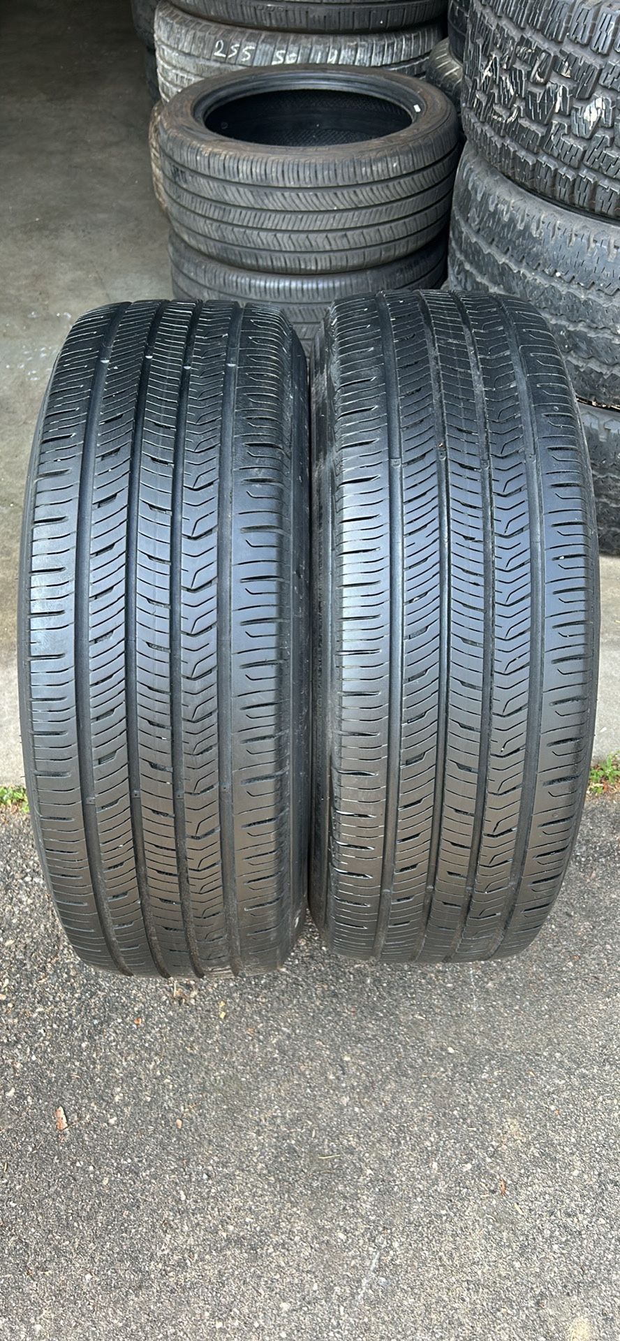 Used tires 225/65/17 Hankook #1173