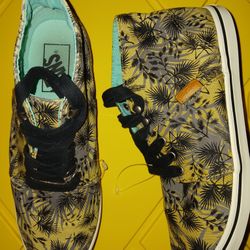 Rare Vans Womens Size 7