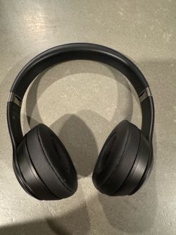 Beats Solo 4 Wireless On-Ear Headphones- Matte Black