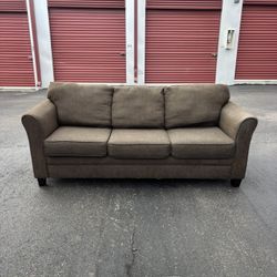 **FREE DELIVERY** Beautiful Modern Brown 3 Seater Couch
