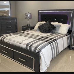 Full LED Queen Size Bedroom Set Of 6 👉 Panel Bed With 2 Storage,6 Drawer Dresser With Mirror, 5 Drawer Chest⭐️⭐️ Brand New 💥 Fast Delivery ✅