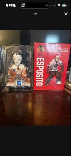 CHICAGO BLACKHAWKS TONY ESPOSITO BOBBLEHEAD SGA GOALIE