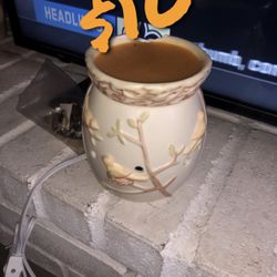 Large-SZ Scentsy Warmer