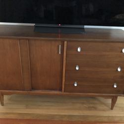 Mid Century Modern Walnut Credenza