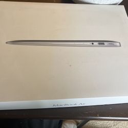 MacBook Air 13 In MO# A1466