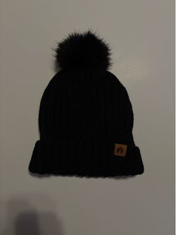 knit pom-pom beanie