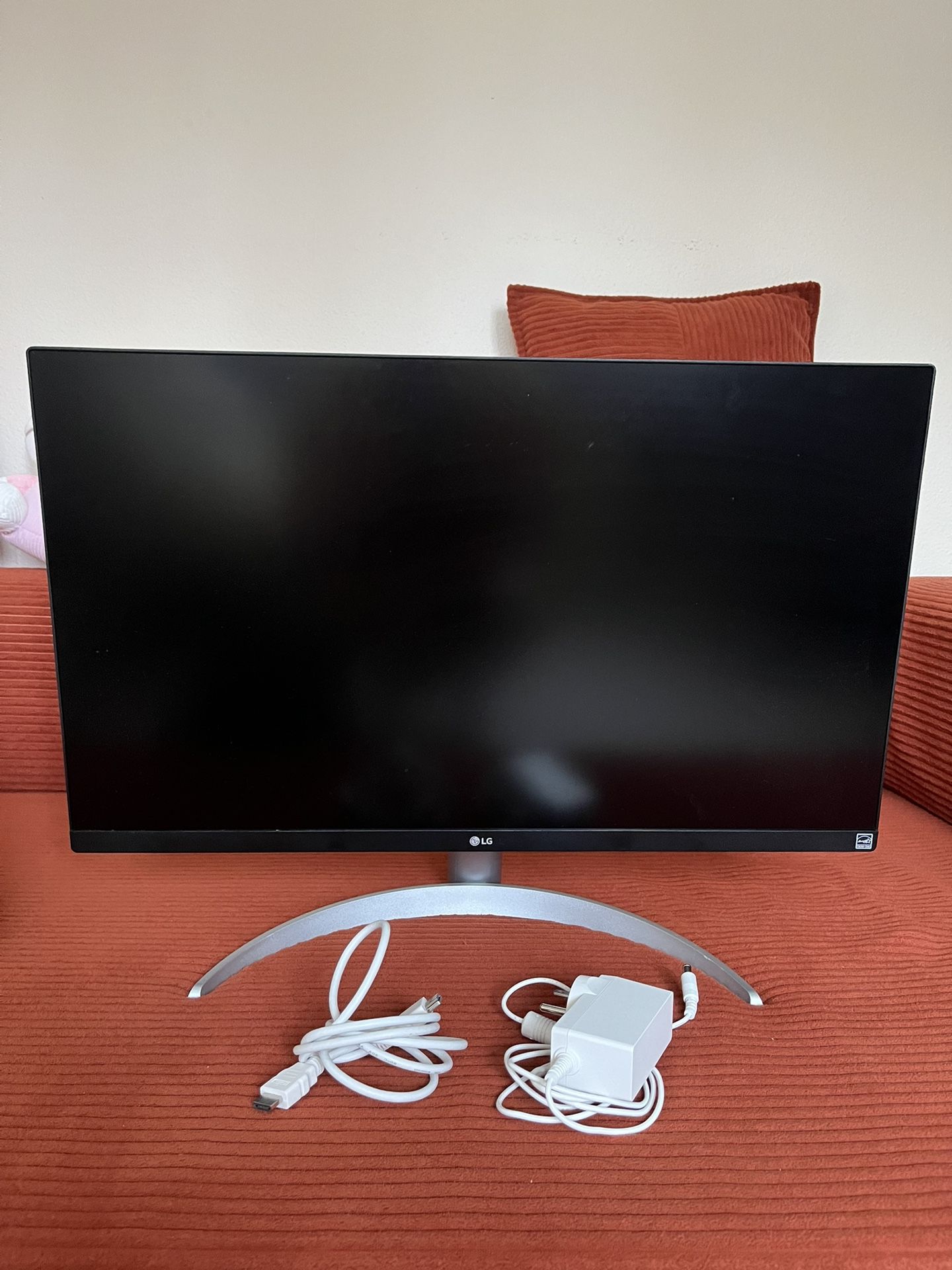 LG 27 Inch IPS 4K UHD Monitor