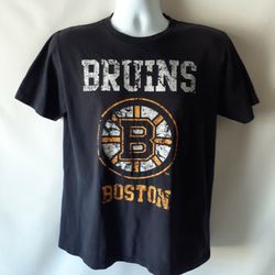 NHL Boston Bruins men's black short sleeve t-shirt size M