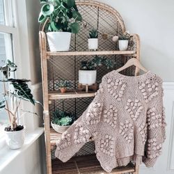 New boutique mauve slouchy chunky heart Pom oversized sweater M/L