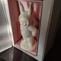 Collectable Snowbunnies Figurine