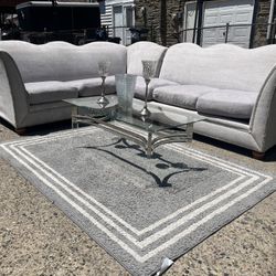 ARIA DESIGNS 6 PIECE SECTIONAL OVER 80% OFF THE ORIGINAL PRICE($3000+)🛋️✨!!**FREE DELIVERY**