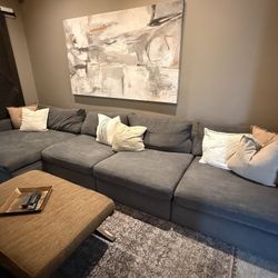Crate And Barrel Sectional. 