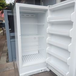 Upright Freezer Frigidaire Commercial Frost Free 14 Cubic Feet 