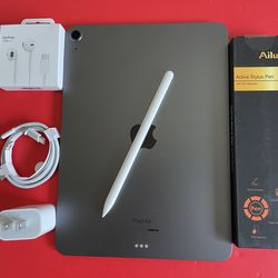 Apple IPad Air 5th Generation (10.9” Liquid Retina/ M1 chip / 2022 Model) 64GB with pen, keyboard case & Accessories (256gb $499)