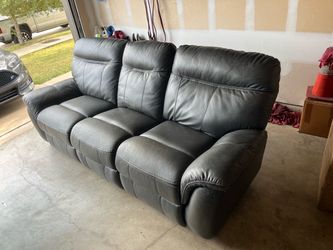 Black Leather Reclining Sofa